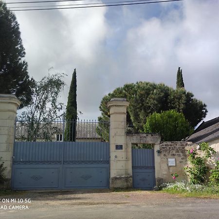 Reves & Riviere Bed & Breakfast Bagian luar foto