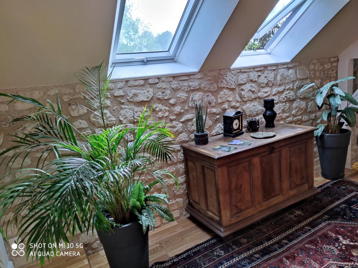 Reves & Riviere Bed & Breakfast Bagian luar foto