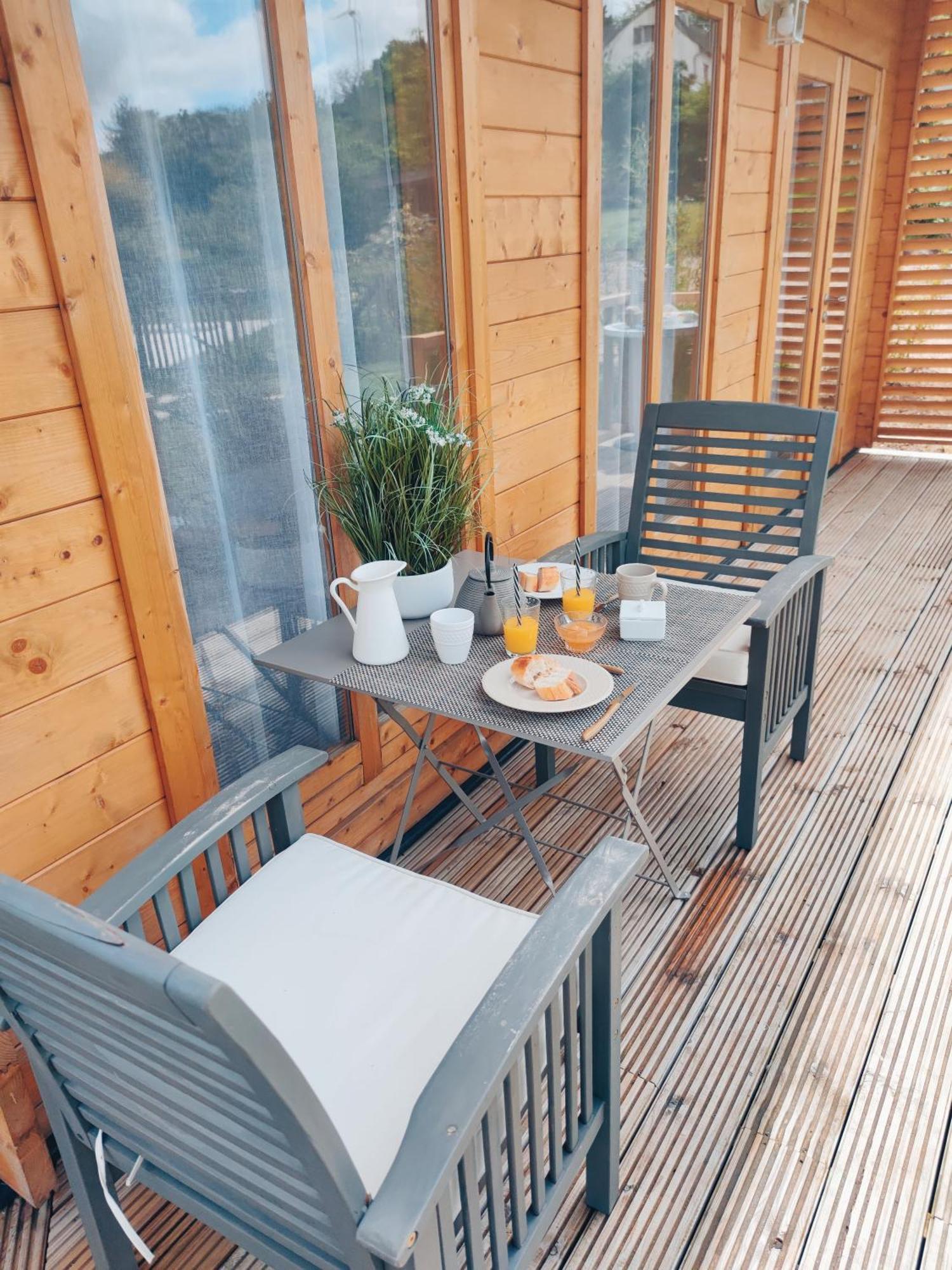 Reves & Riviere Bed & Breakfast Bagian luar foto